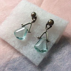 Silver earrings with glass bead